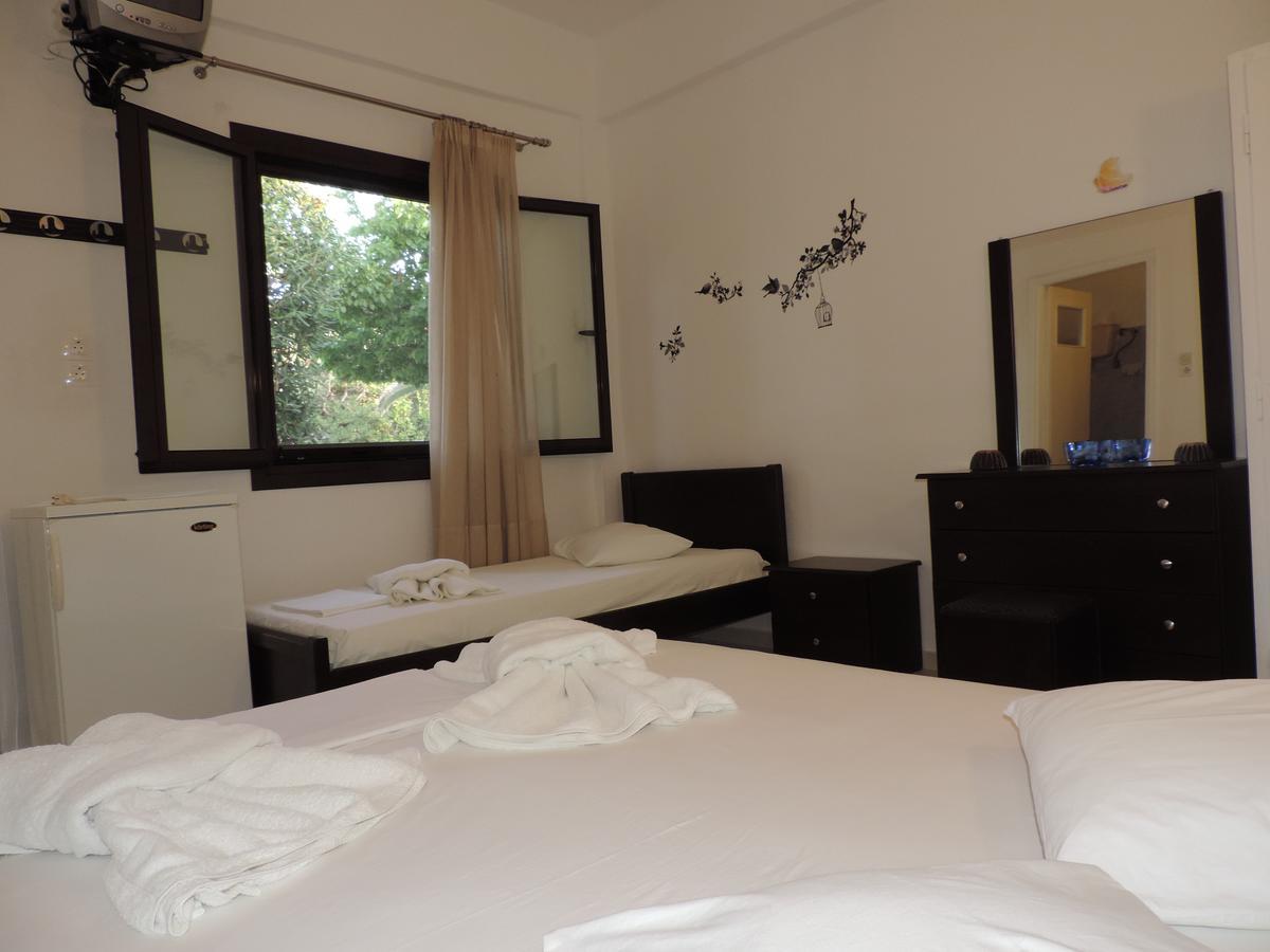 Skyros Avra Residences Exterior photo